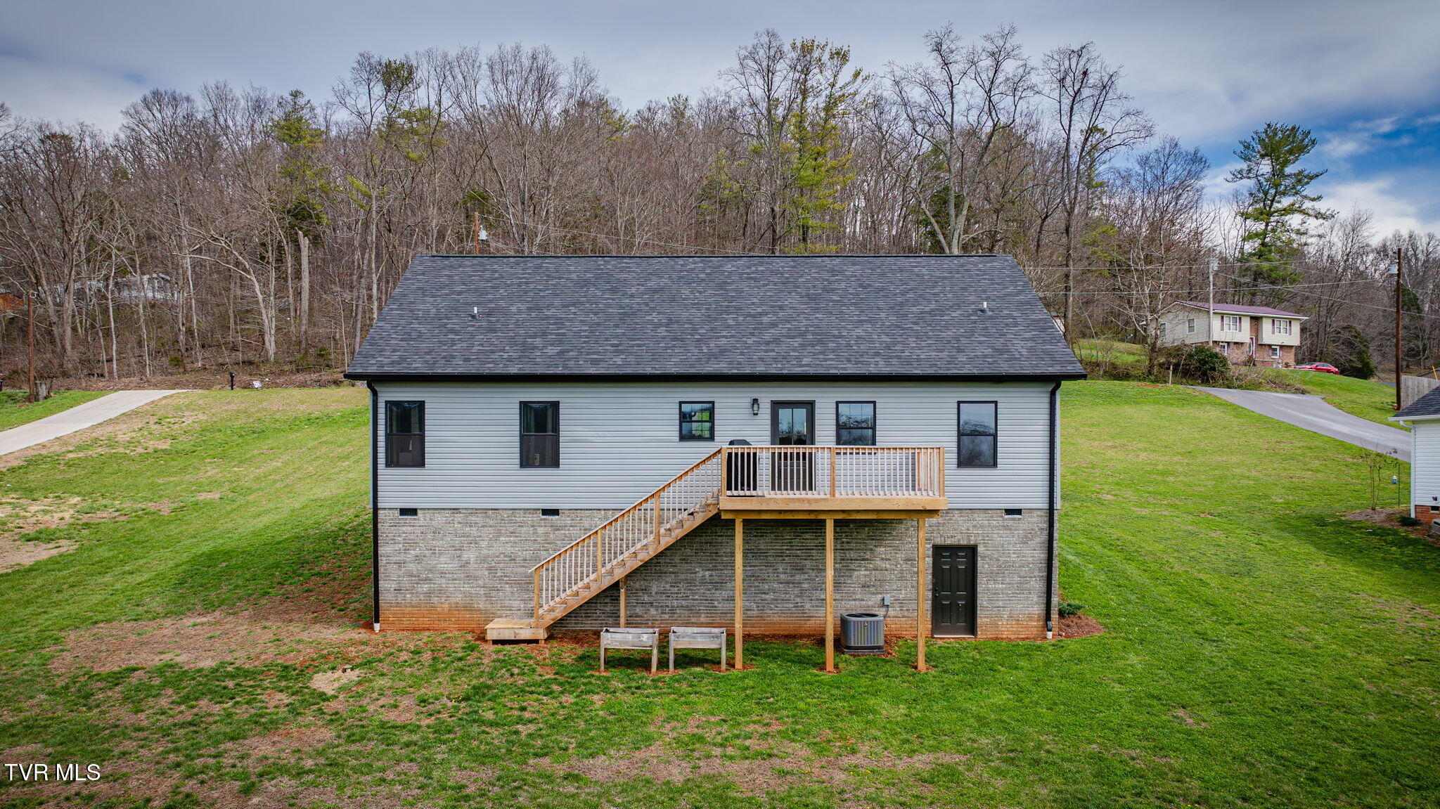 284 Old Charity Hill Road Elizabethton, TN 37643 - Photo 51 of 57 101