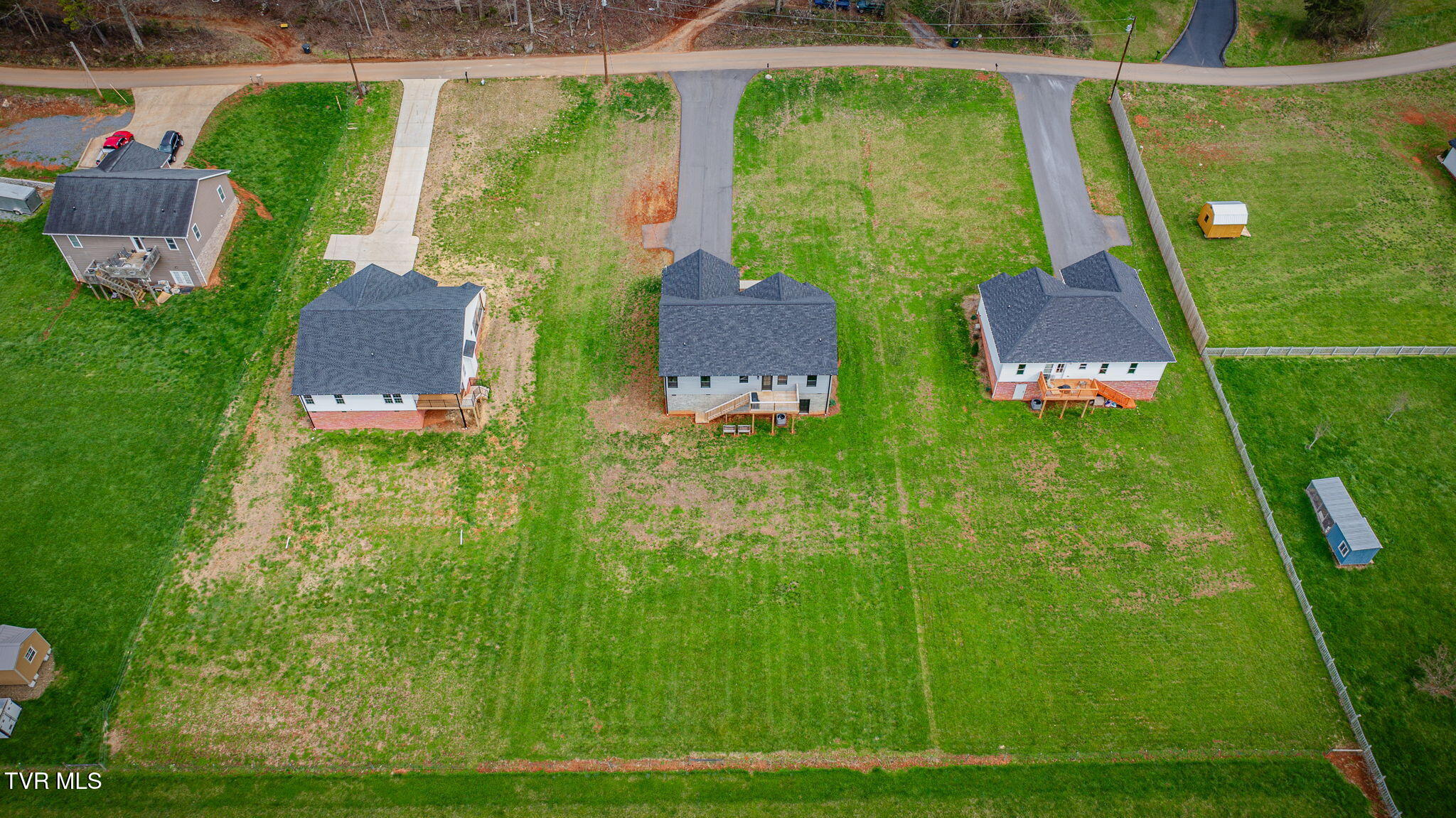 284 Old Charity Hill Road Elizabethton, TN 37643 - Photo 55 of 57 105