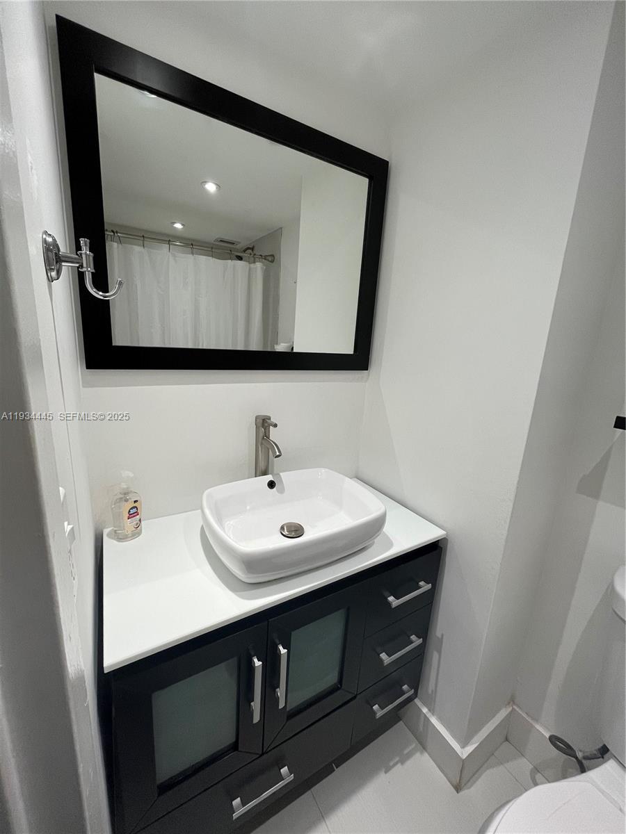 200 Southeast 15th Road, Unit 11I Miami, FL 33129 - Photo 3 of 14