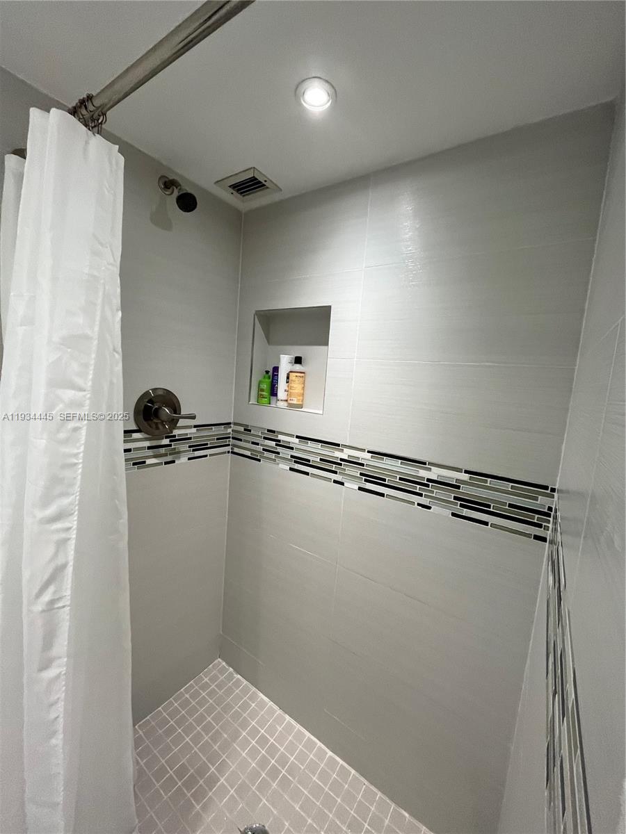 200 Southeast 15th Road, Unit 11I Miami, FL 33129 - Photo 4 of 14