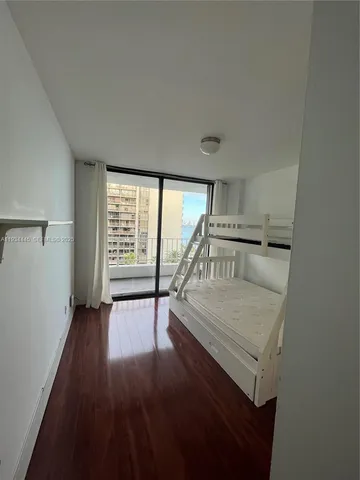 $3,700 | 200 Southeast 15th Road, Unit 11I, Miami, FL 33129