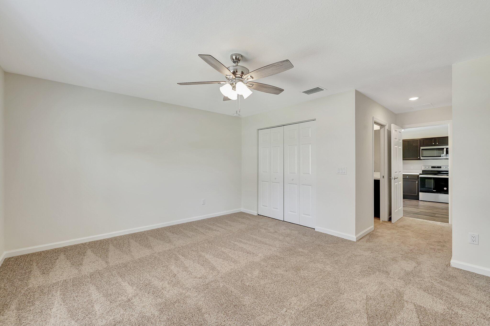 329 Southwest Ridgecrest Drive Port St. Lucie, FL 34953 - Photo 21 of 30 33-web-or-mls-632A5518