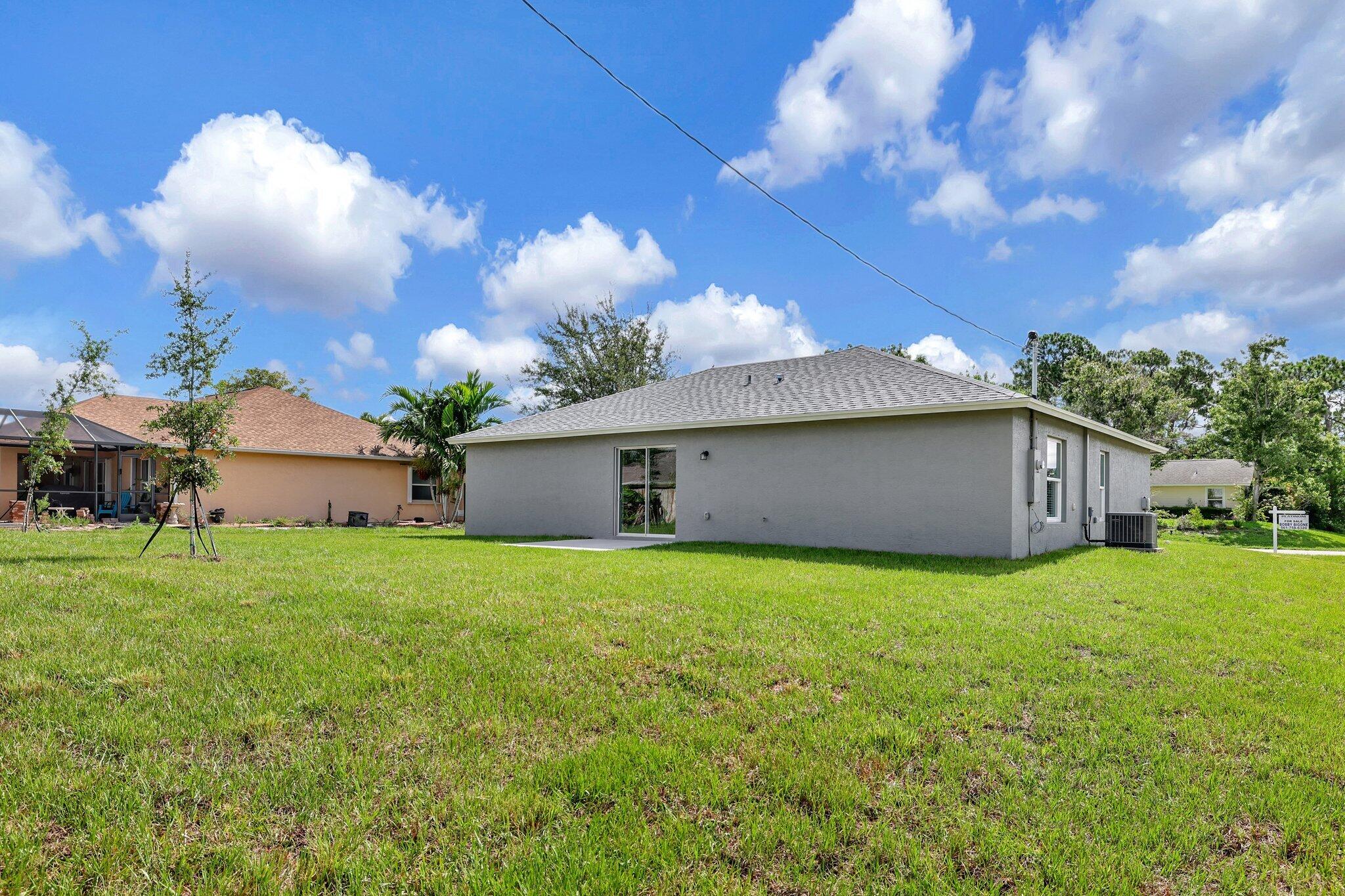 329 Southwest Ridgecrest Drive Port St. Lucie, FL 34953 - Photo 5 of 30 16-web-or-mls-632A5430