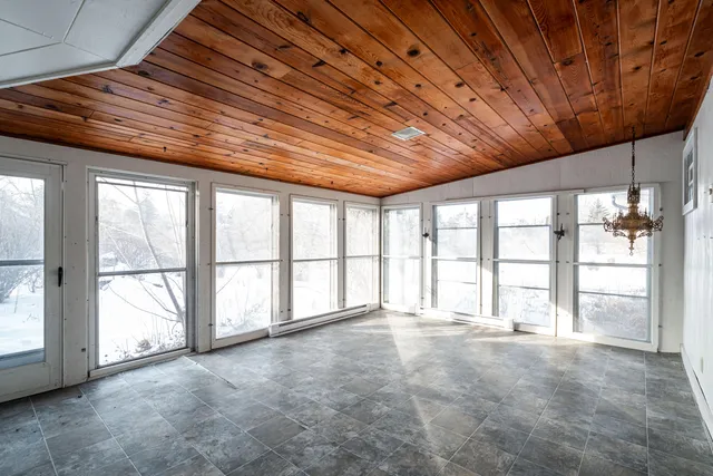 $799,000 | 9251 North Tennyson Drive, Bayside, WI 53217