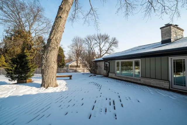 $799,000 | 9251 North Tennyson Drive, Bayside, WI 53217