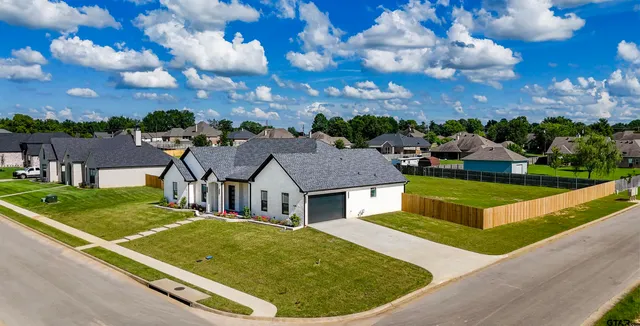 $499,900 | 11451 Tucker Circle, Flint, TX 75762