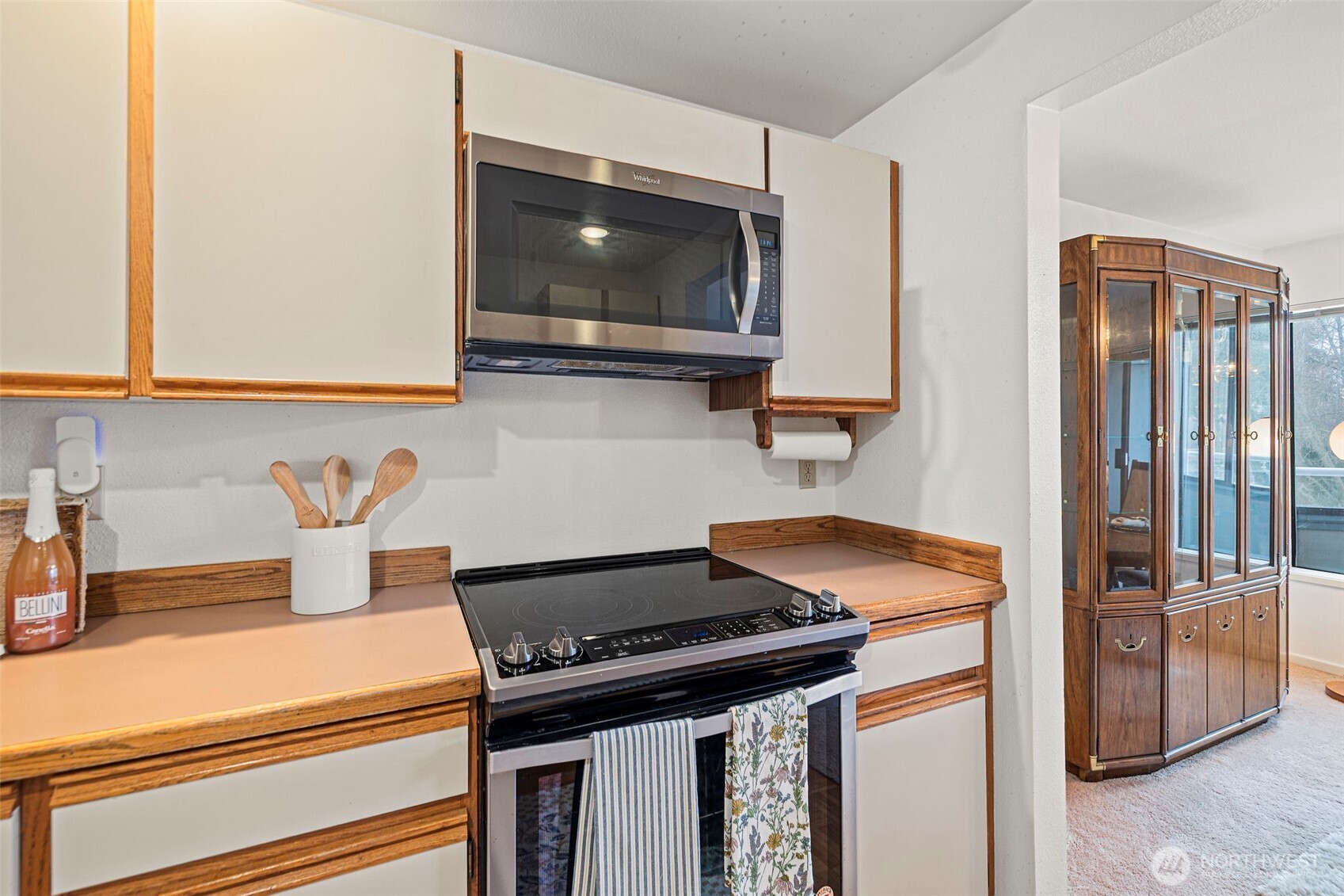 1224 6th Avenue South, Unit C101 Edmonds, WA 98020 - Photo 14 of 29