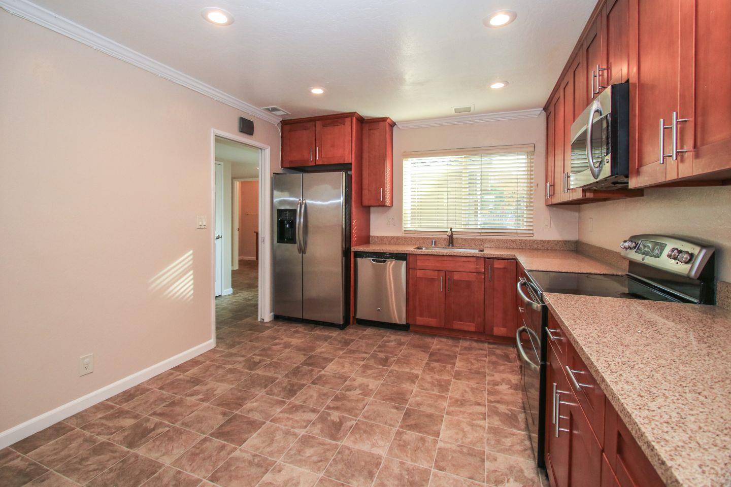 Spruance Lane Foster City, CA 94404 - Photo 11 of 37