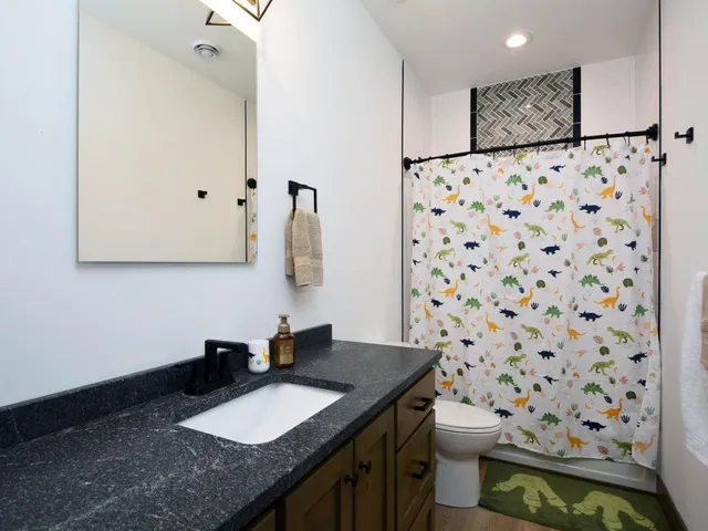 $712,000 | 26540 Edna Lake Road, Nisswa, MN 56468