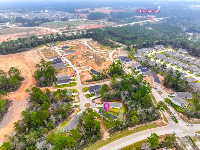 $2,500 | 719 Campbell Crossing, Willis, TX 77318