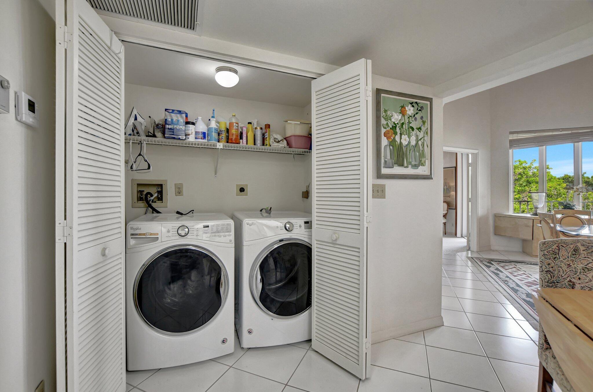 100 Southeast 5th Avenue, Unit 504 Boca Raton, FL 33432 - Photo 18 of 59 Washer/Dryer