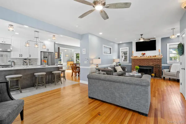 $924,999 | 42 Colonial Avenue, Warwick, NY 10990