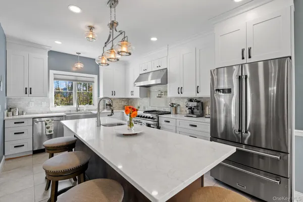 $924,999 | 42 Colonial Avenue, Warwick, NY 10990