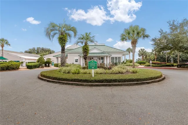 $470,000 | 17243 Southeast 116th Court Road, Summerfield, FL 34491