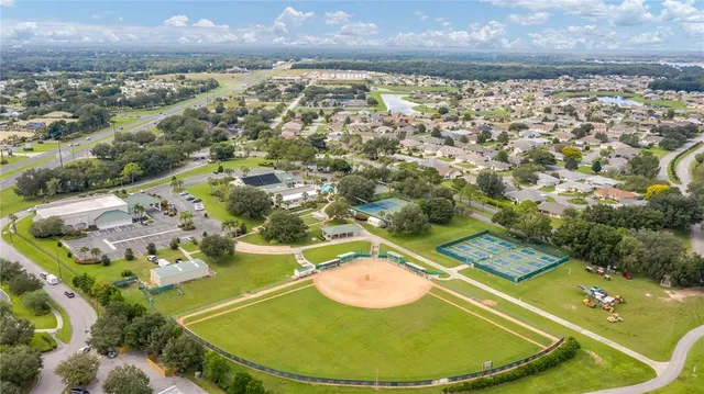 $470,000 | 17243 Southeast 116th Court Road, Summerfield, FL 34491