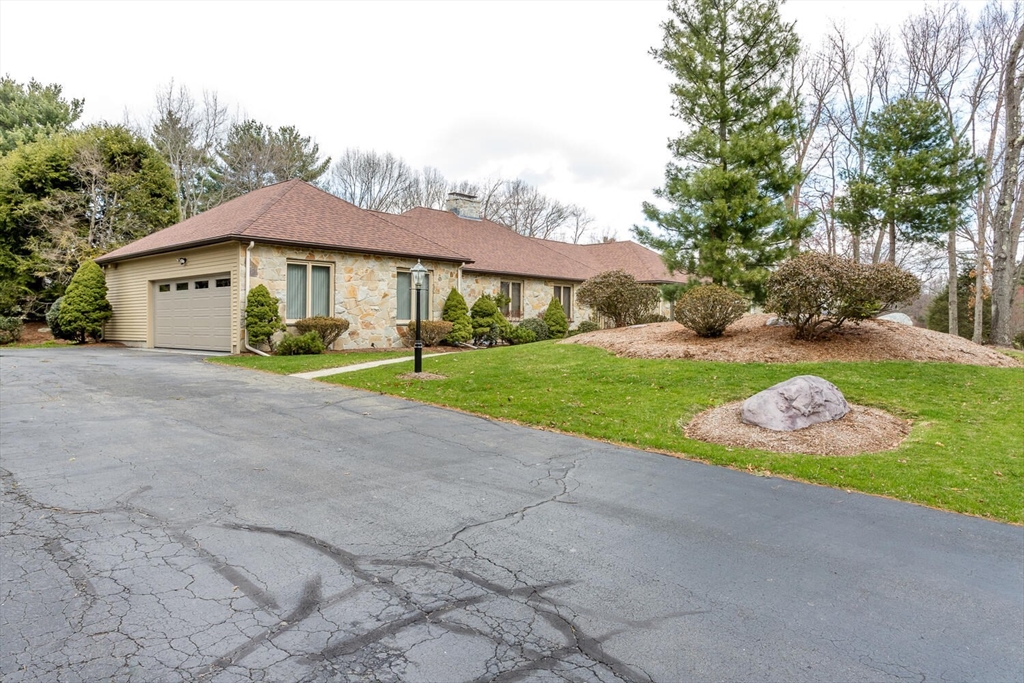 42 Angela Street Canton, MA 02021 - Photo 3 of 30