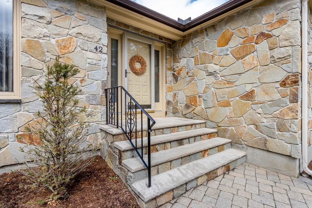 42 Angela Street Canton, MA 02021 - Photo 4 of 30