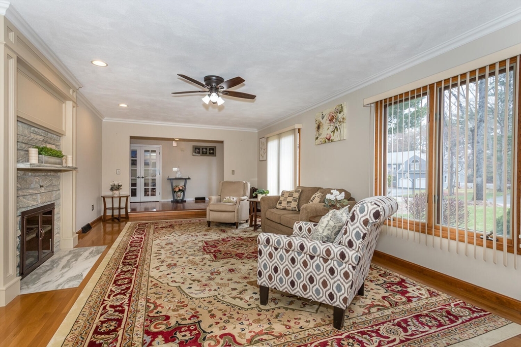 42 Angela Street Canton, MA 02021 - Photo 6 of 30