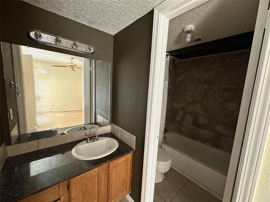 18333 Roehampton Drive, Unit 223 Dallas, TX 75252 - Photo 4 of 18 Gallery Image 4