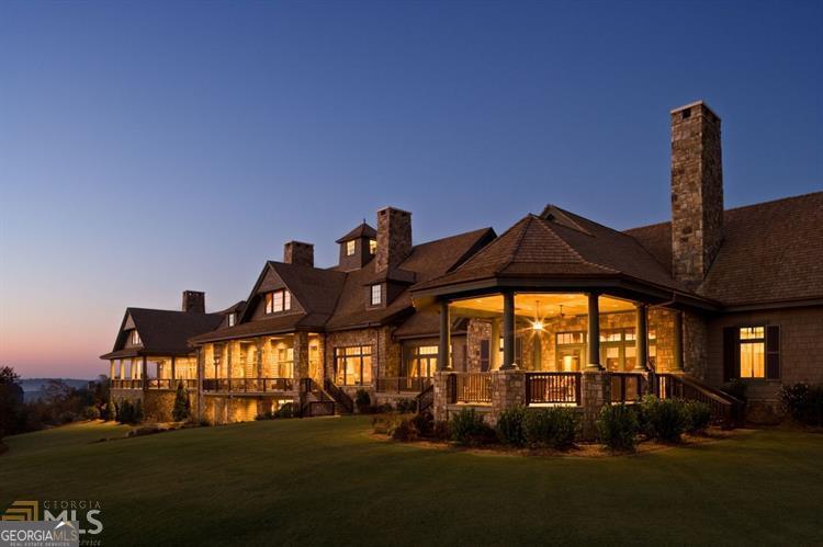 17 Cottage Lane, Unit 202 Toccoa, GA 30577 - Photo 34 of 43 a front view of a house with a yard