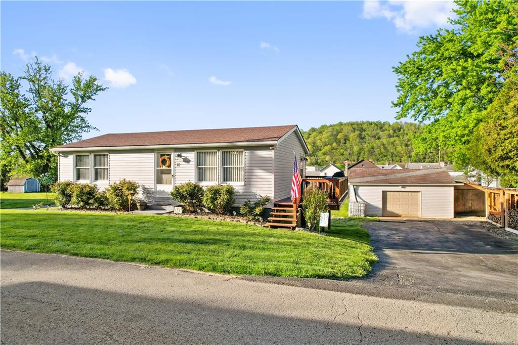 10 Church Street, Dunlevy, PA 15432 Compass