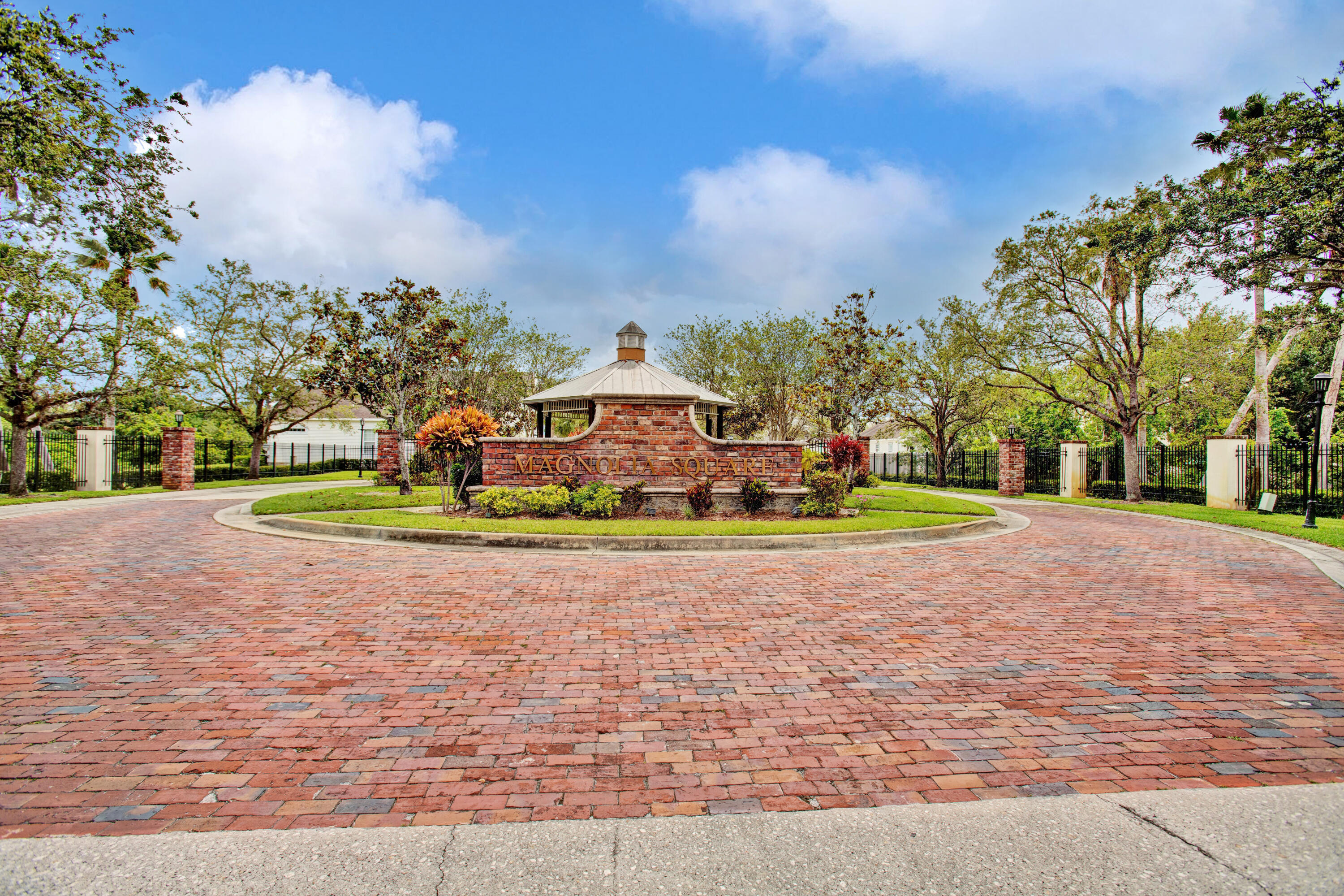 3343 Liberty Square Way, Unit 104 Fort Pierce, FL 34982 - Photo 2 of 34 a view of outdoor space