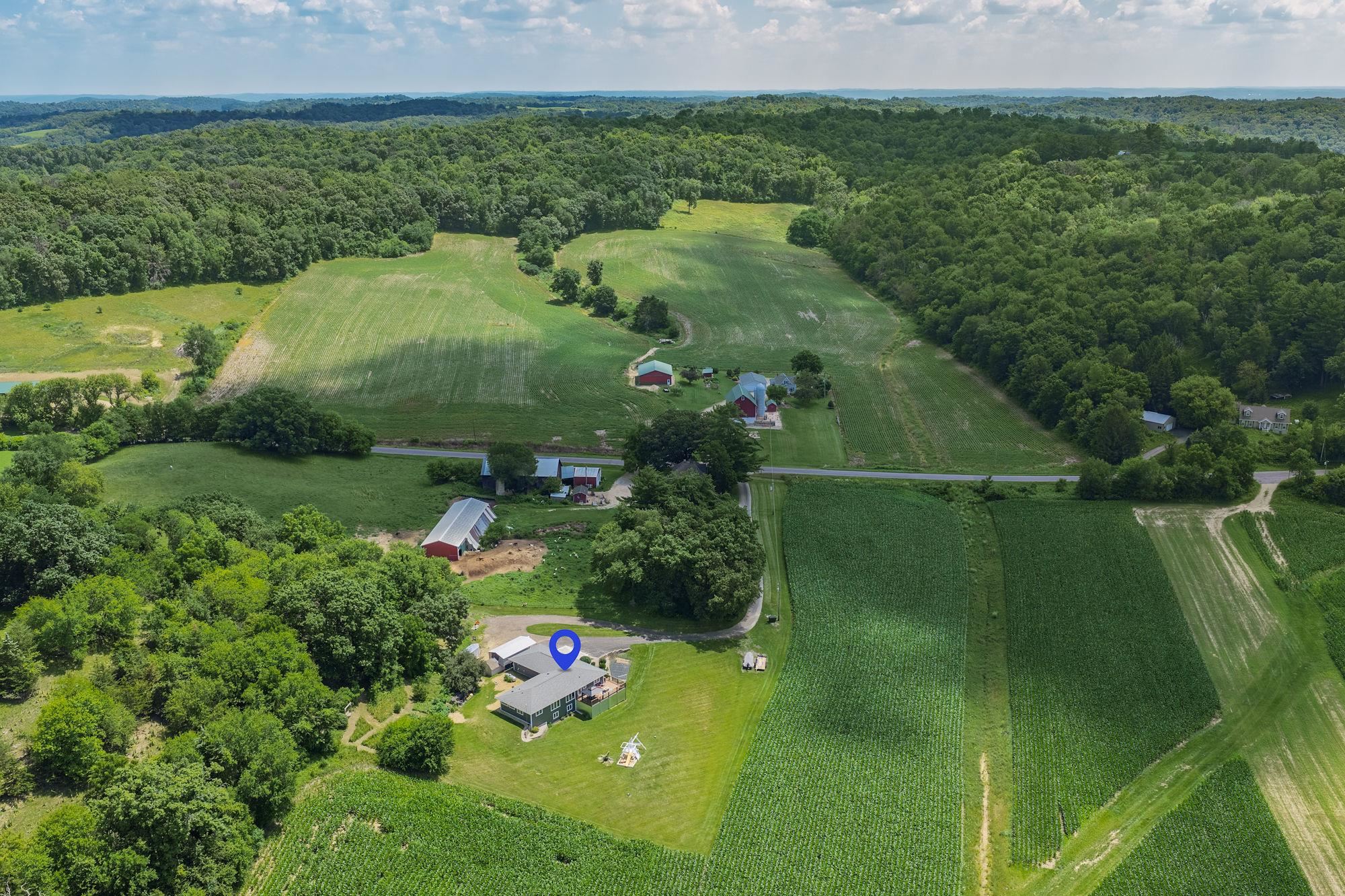 S11221 Fox Spring Green, WI 53588 - Photo 6 of 72