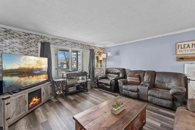 $394,900 | 10239 Raven Street Northwest, Coon Rapids, MN 55433