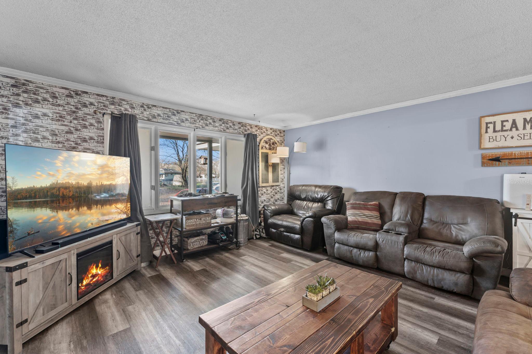 10239 Raven Street Northwest Coon Rapids, MN 55433 - Photo 7 of 70