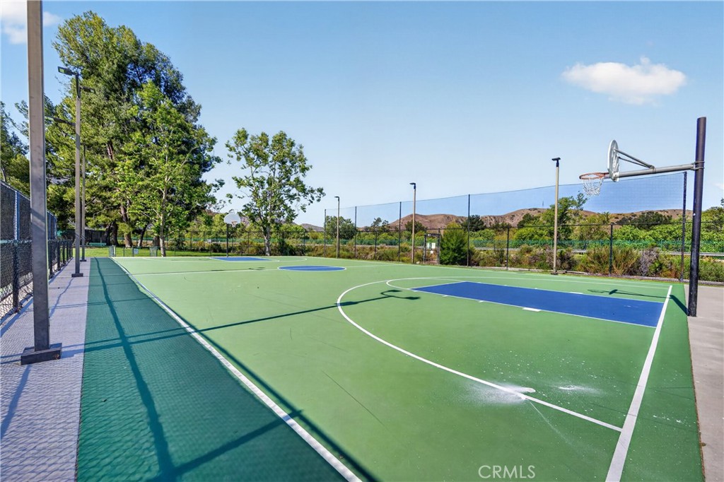 11562 Chadwick Road Corona, CA 92878 - Photo 36 of 39 Basketball Court
