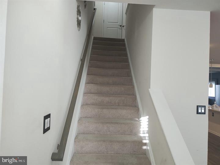 2805 Pinebrook Road, Unit 439 Landover, MD 20785 - Photo 35 of 36 a view of entryway
