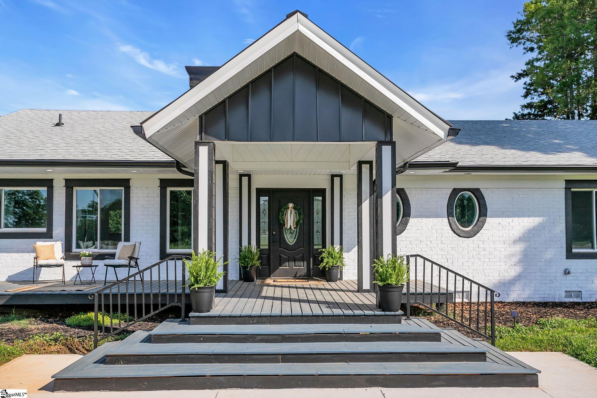 305 Waters Road Taylors, SC 29687 - Photo 1 of 48