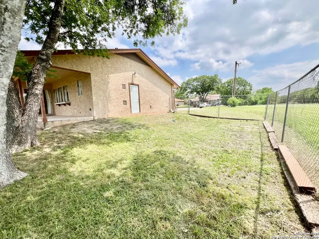 $1,600 | 6803 Indian Lake Drive, San Antonio, TX 78244