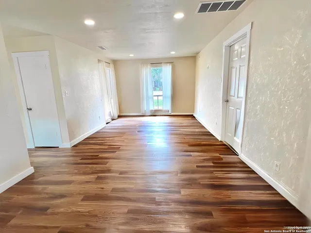 $1,600 | 6803 Indian Lake Drive, San Antonio, TX 78244