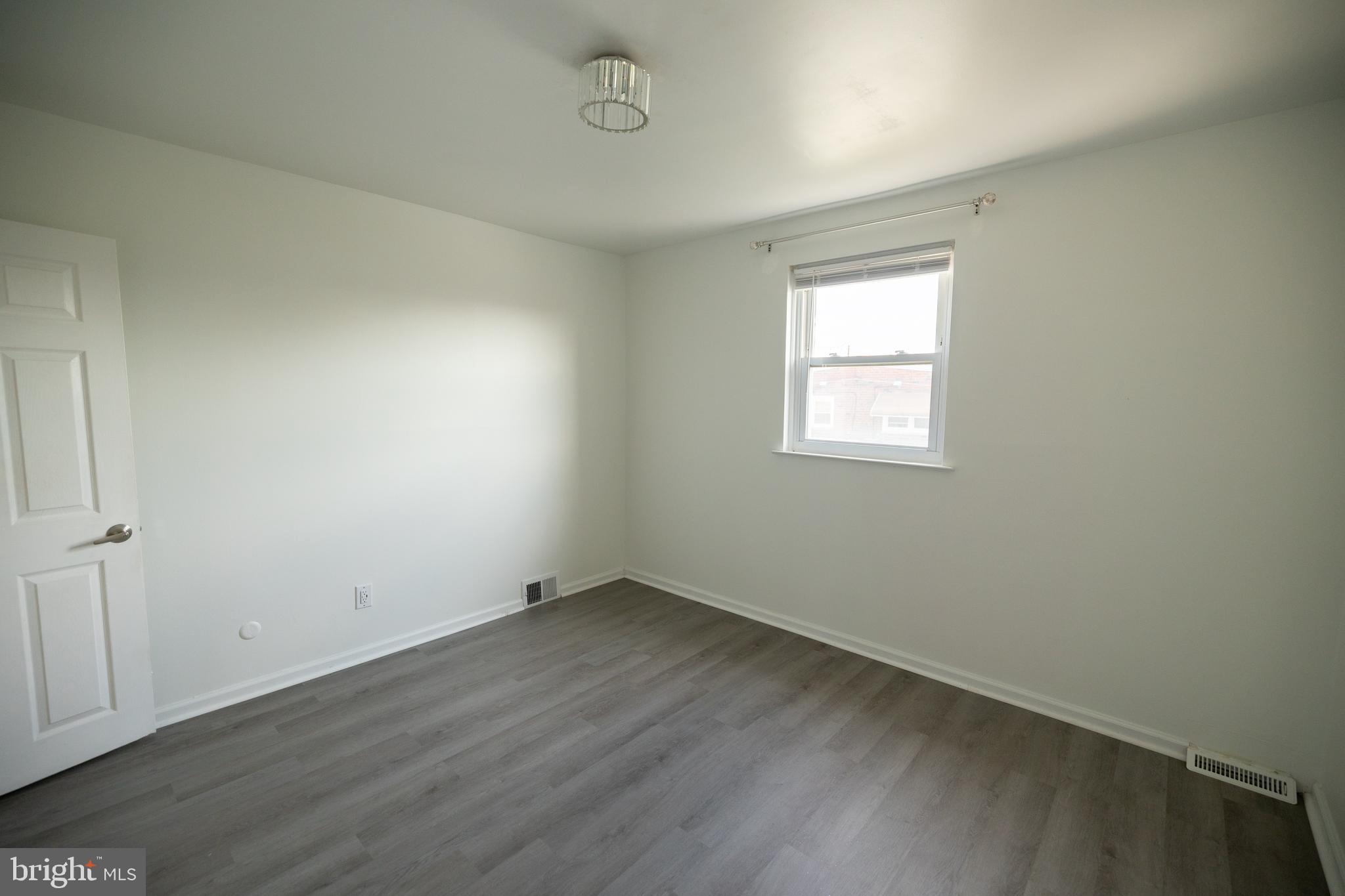 1928 President Street Philadelphia, PA 19115 - Photo 11 of 30