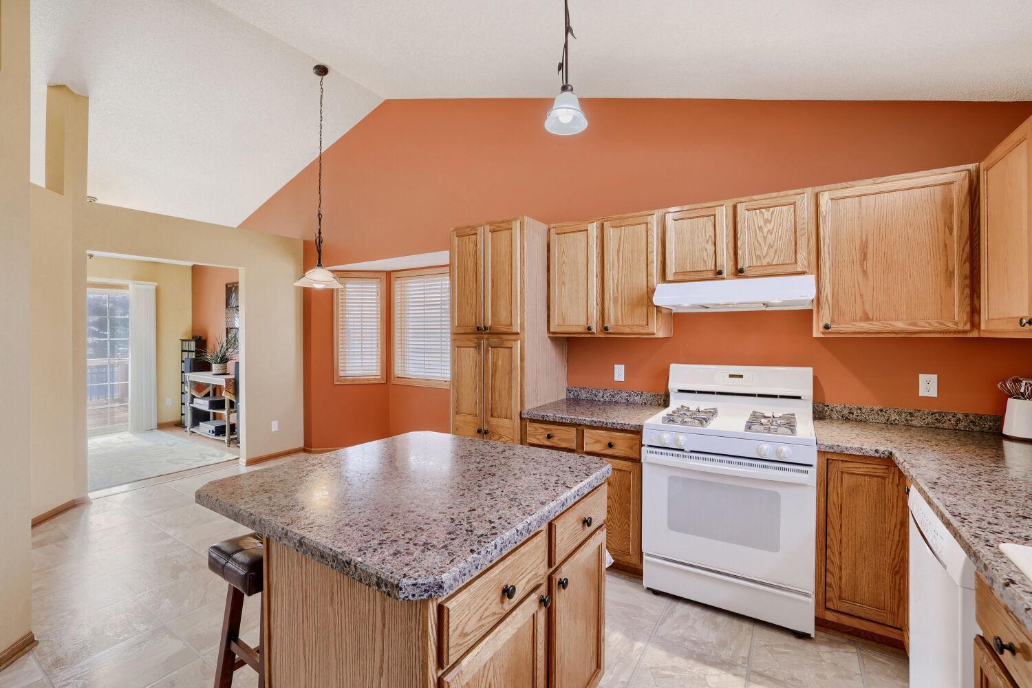 1273 Driving Park Road Stillwater, MN 55082 - Photo 10 of 27