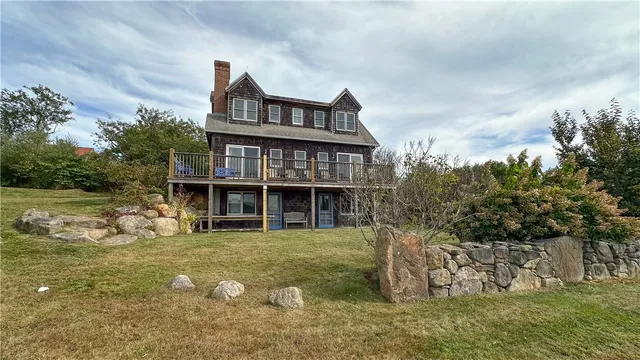 $1,775,000 | 1557 West Side Road, Block Island, RI 02807