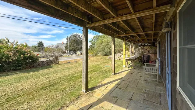 $1,775,000 | 1557 West Side Road, Block Island, RI 02807