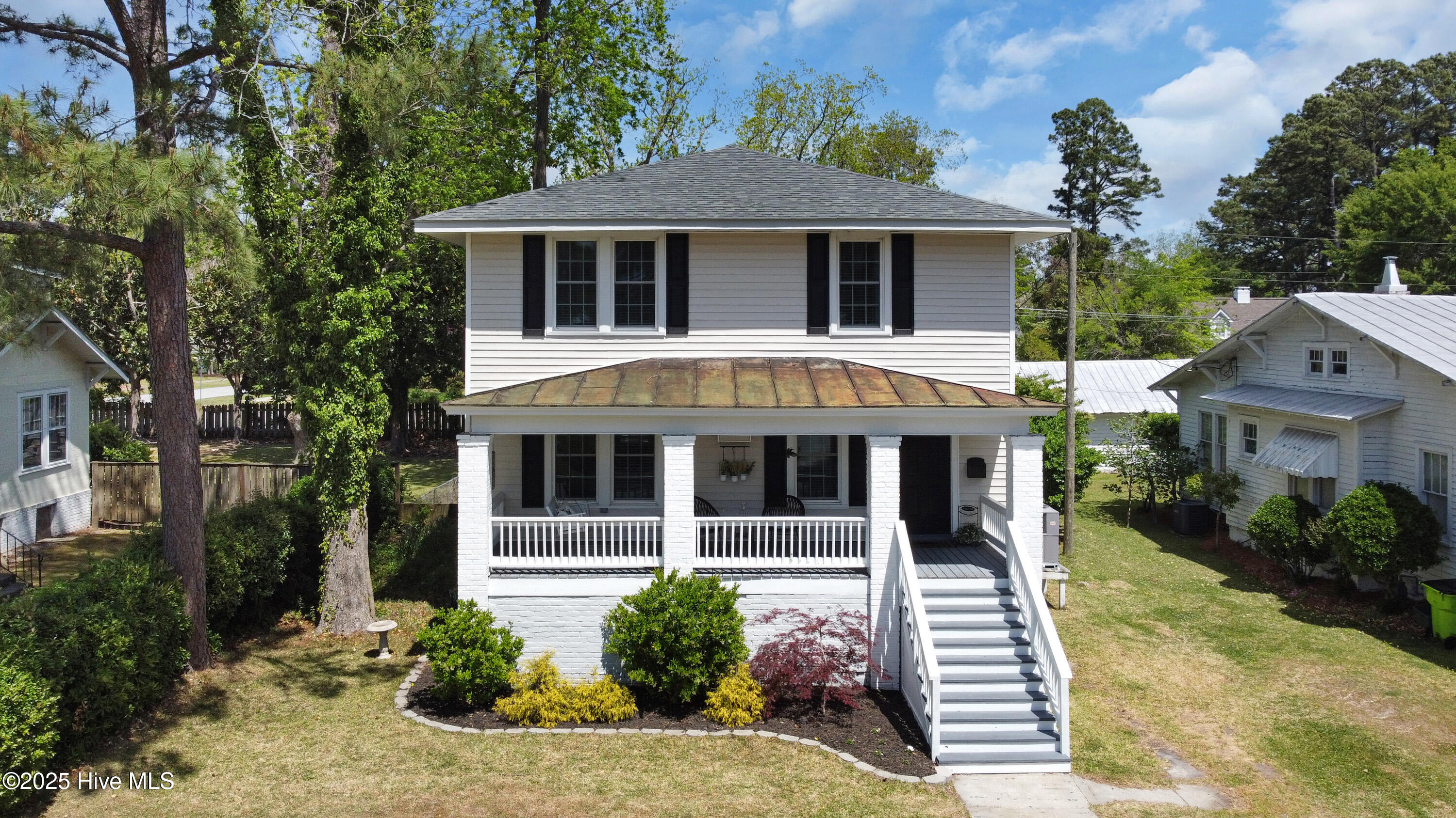 1508 Rhem Avenue New Bern, NC 28560 - Photo 8 of 32 Front
