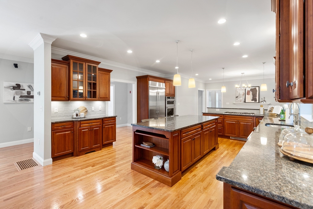 127 Shade Street Lexington, MA 02421 - Photo 12 of 42