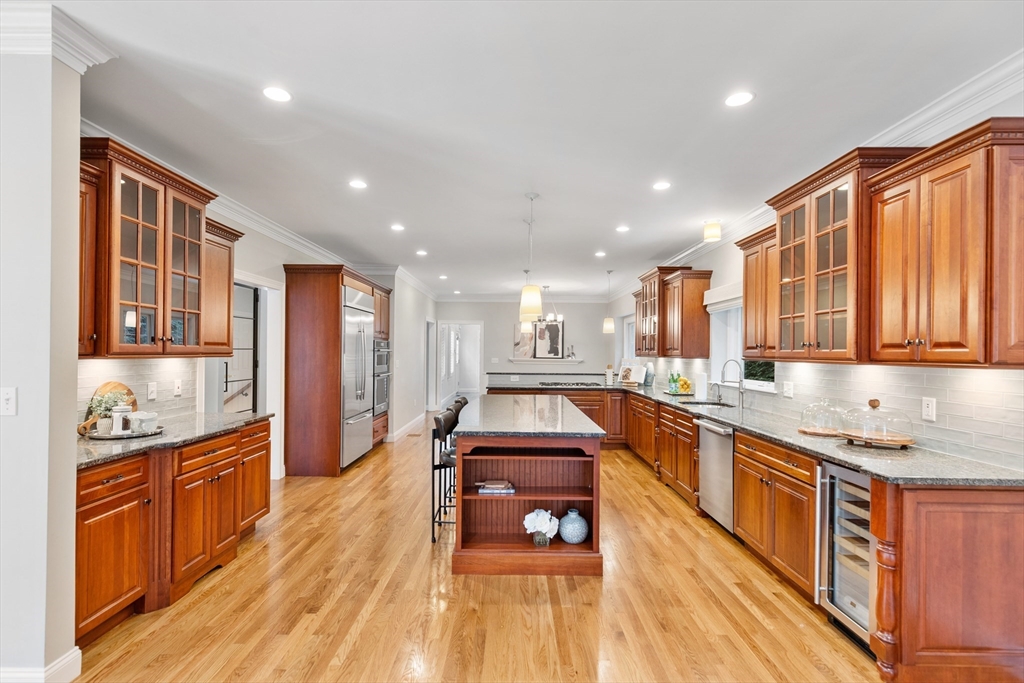 127 Shade Street Lexington, MA 02421 - Photo 14 of 42