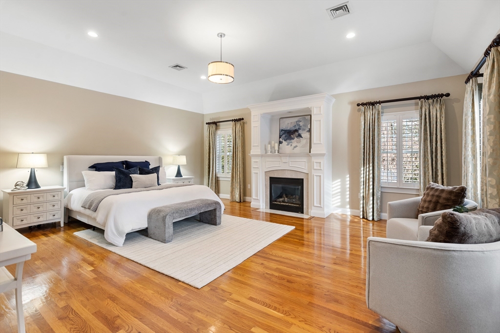 127 Shade Street Lexington, MA 02421 - Photo 21 of 42