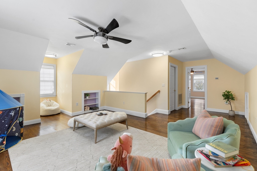 127 Shade Street Lexington, MA 02421 - Photo 31 of 42