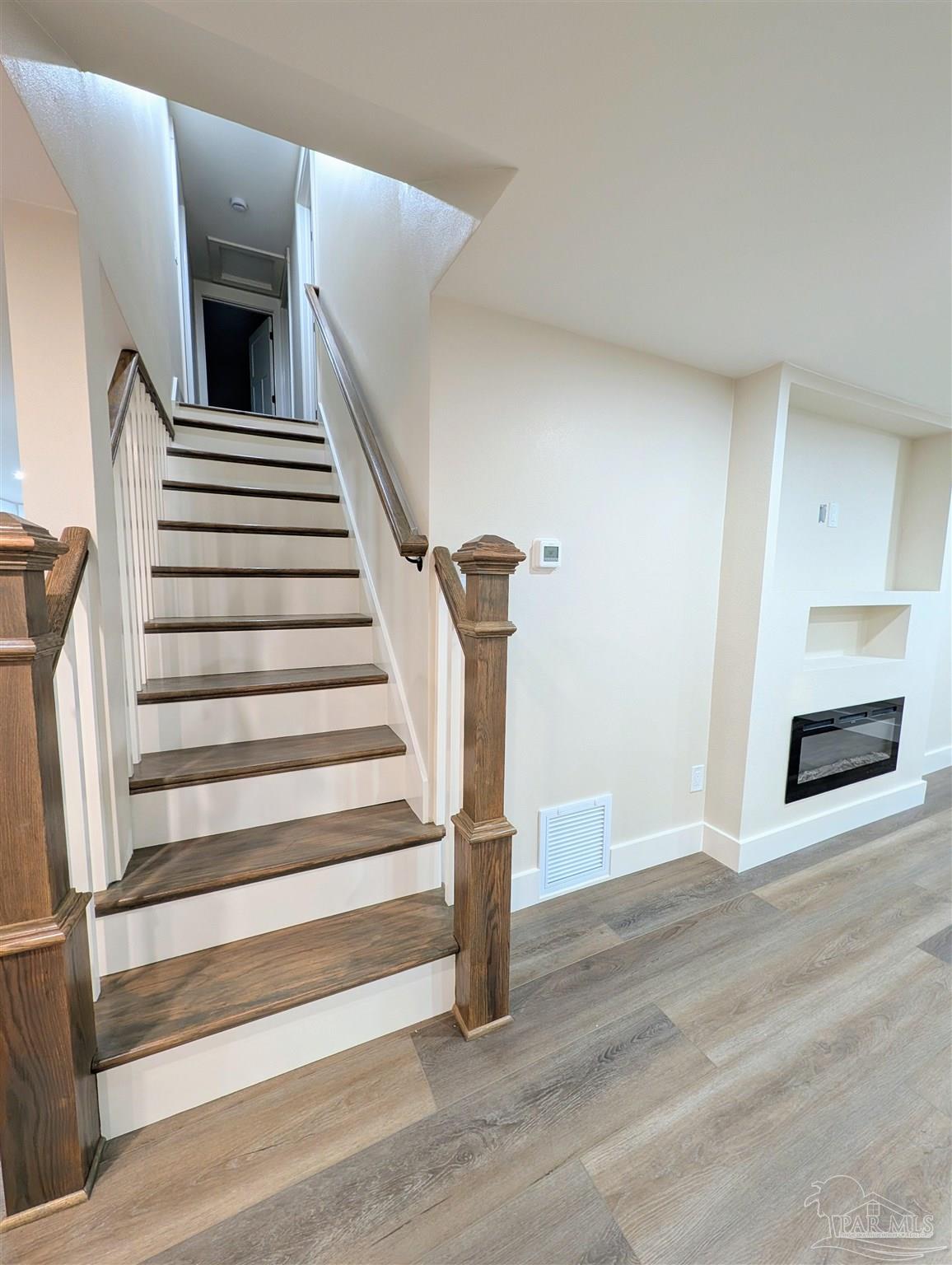 222 Santa Rosa Road Cantonment, FL 32533 - Photo 22 of 48 a view of entryway and hall