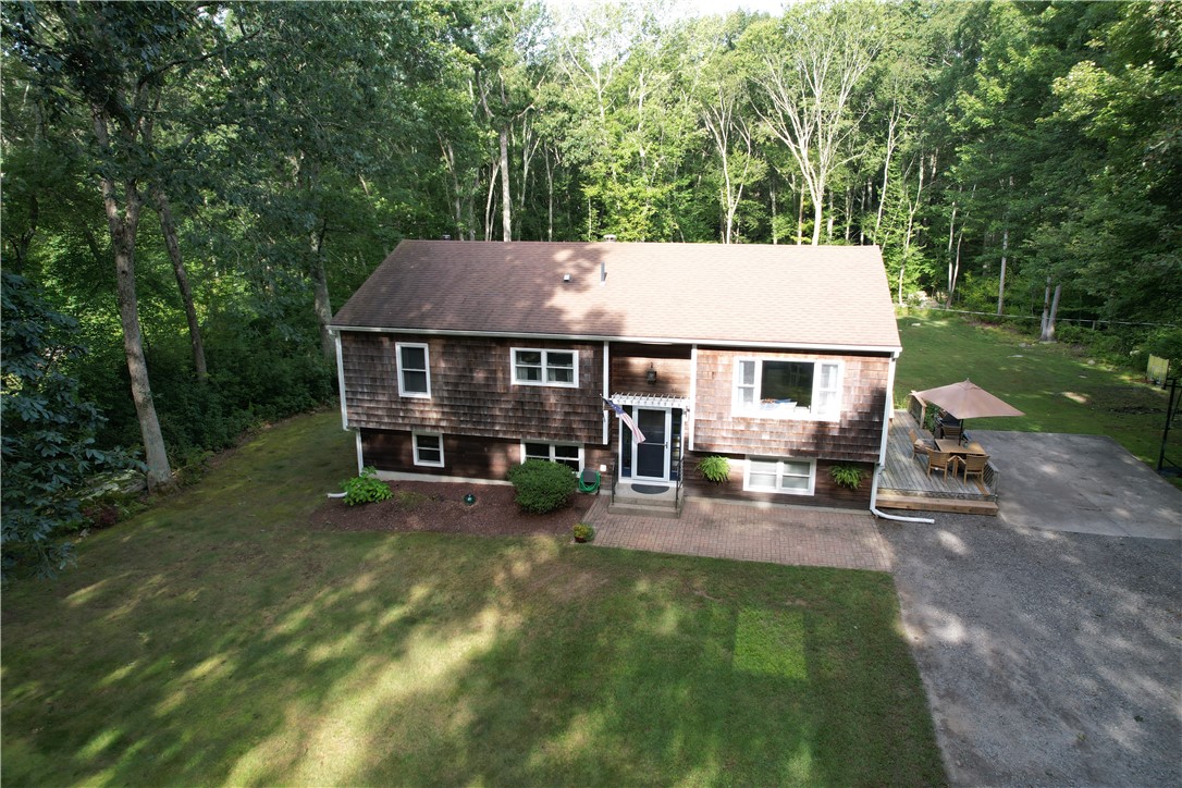 105 Mill Pond Road Exeter, RI 02822 - Photo 5 of 32