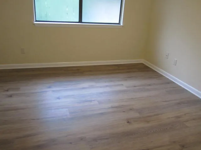 $2,200 | 800 Bay Drive, Unit 7, Niceville, FL 32578