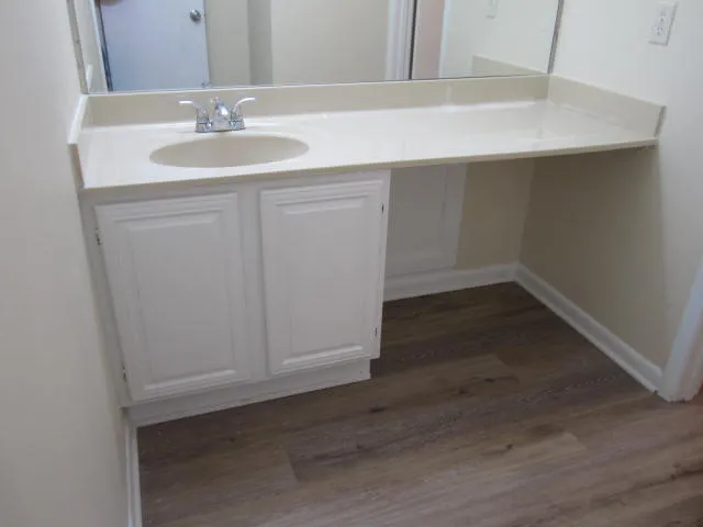 $2,200 | 800 Bay Drive, Unit 7, Niceville, FL 32578