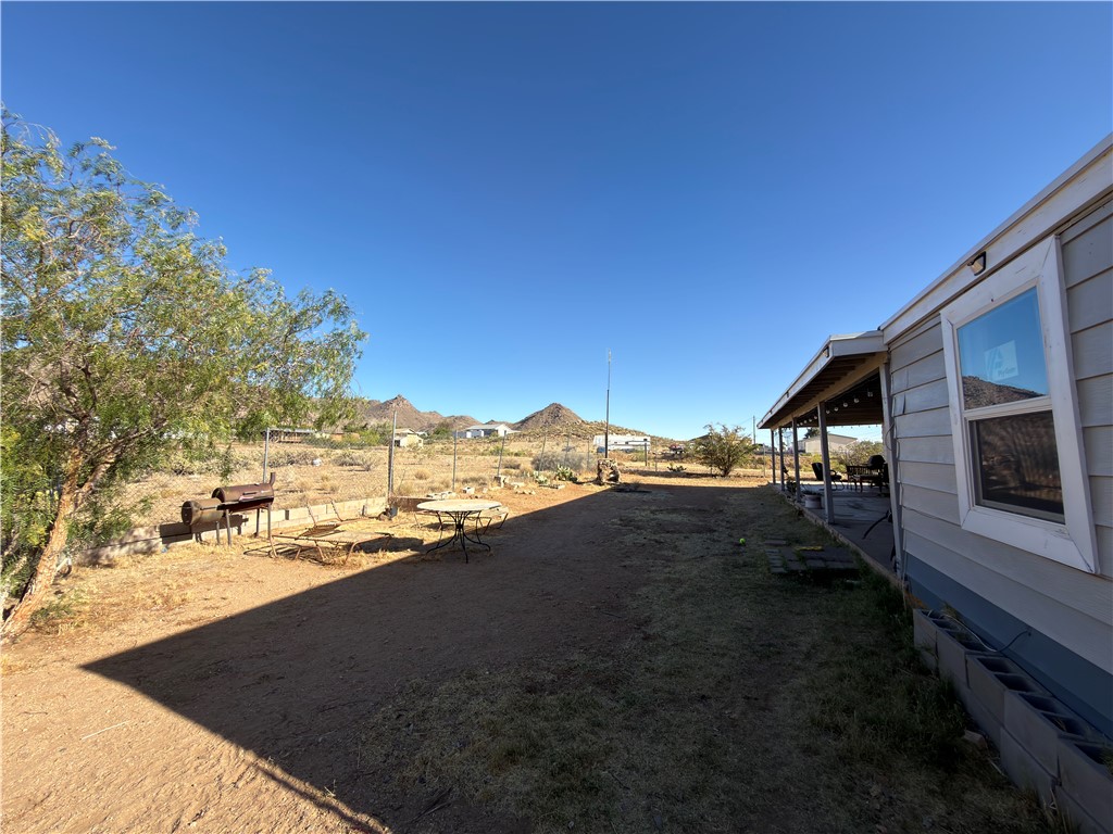 4680 Smoketree Road Golden Valley, AZ 86413 - Photo 32 of 39
