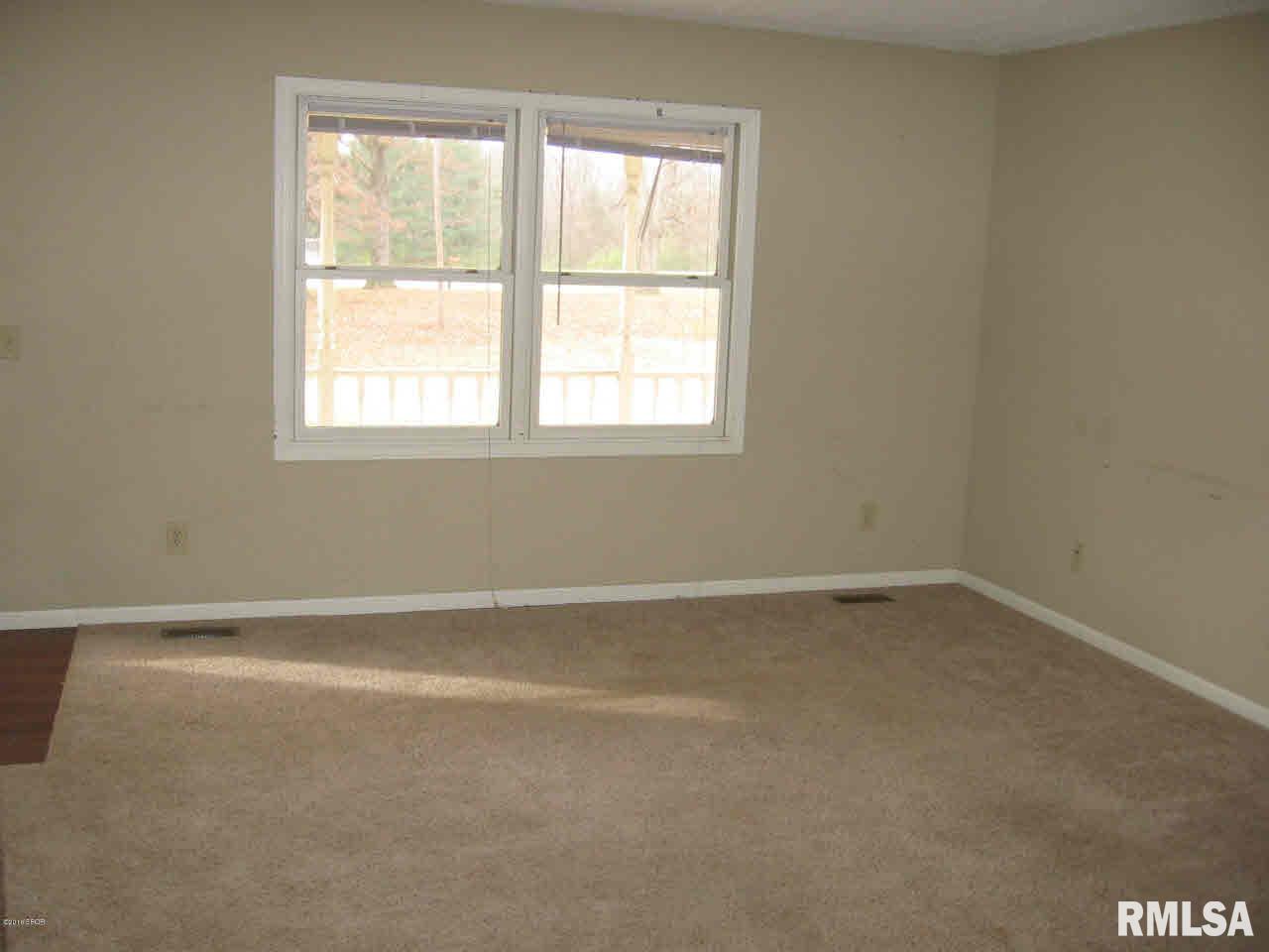 2418 Shagbark Road Salem, IL 62881 - Photo 2 of 22