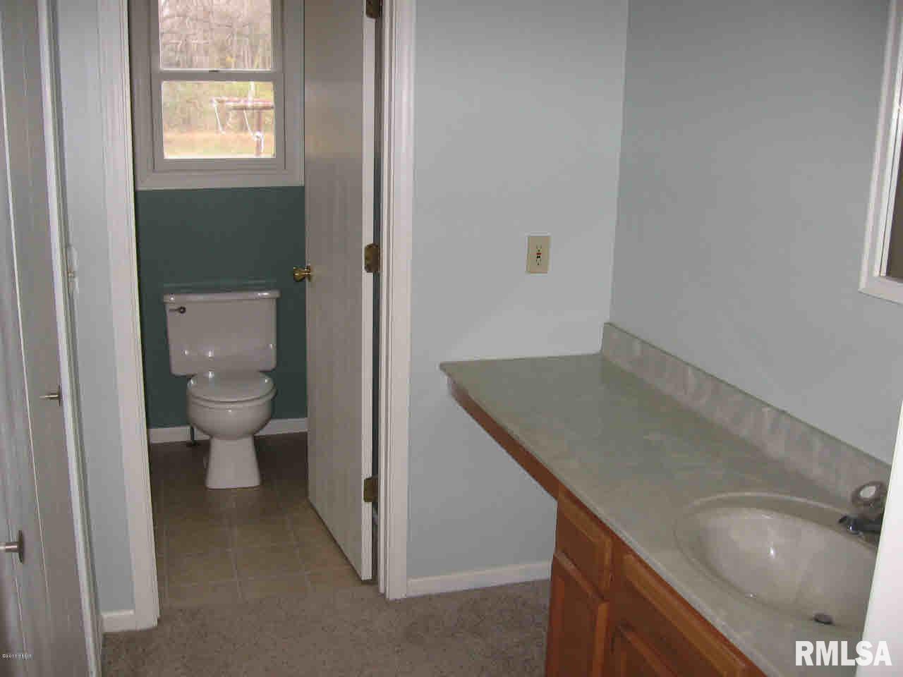 2418 Shagbark Road Salem, IL 62881 - Photo 11 of 22